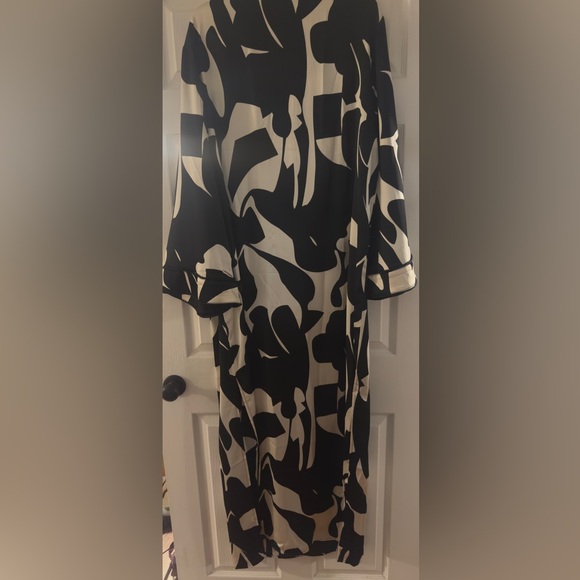 NOVALUXE Black and White Maxi Dress - Picture 5 of 7